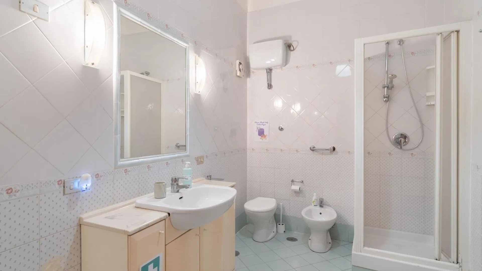 Stazione Centrale A 160M - Mediterranea Apartment Naples
