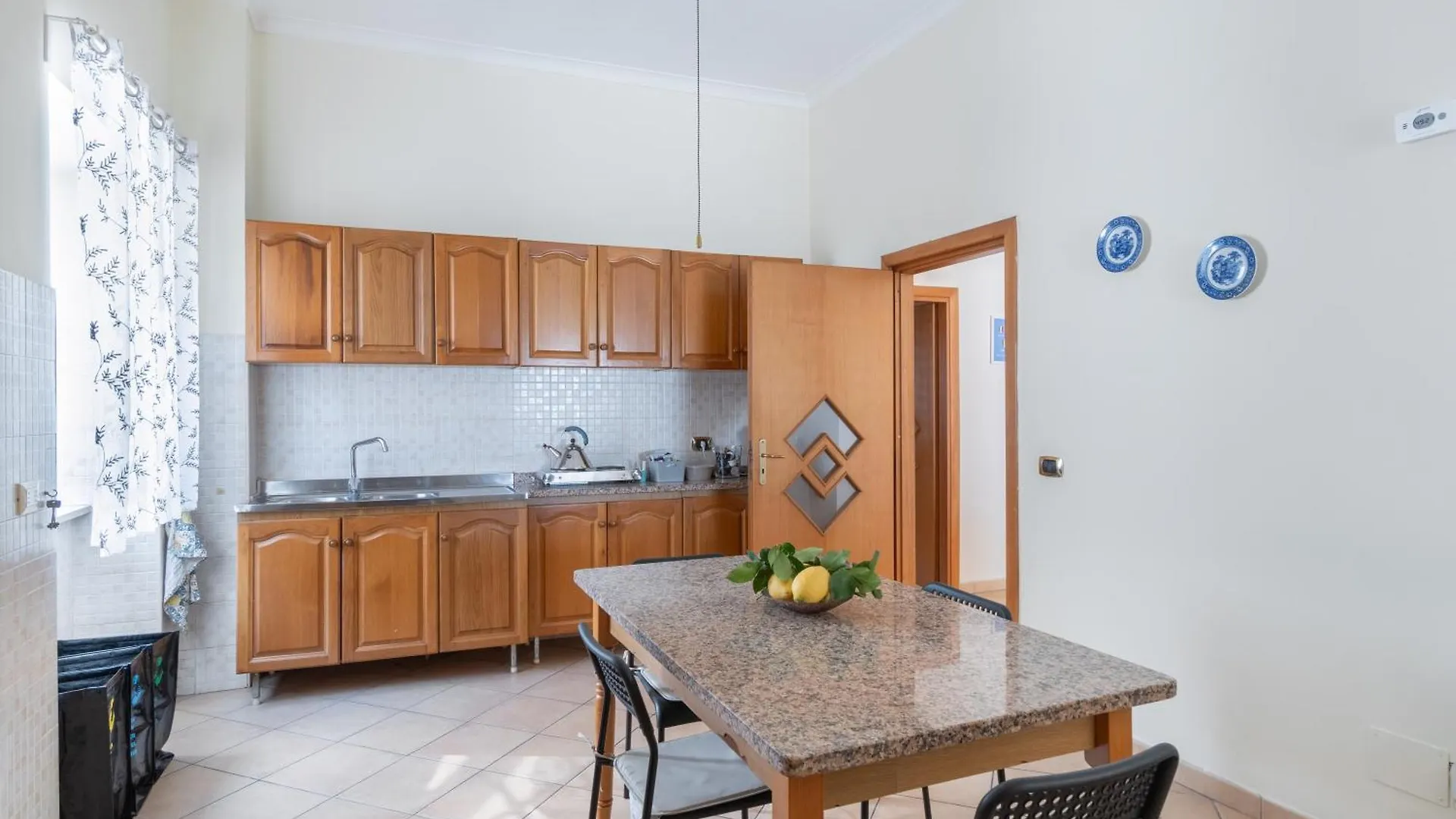 Stazione Centrale A 160M - Mediterranea Apartment Naples